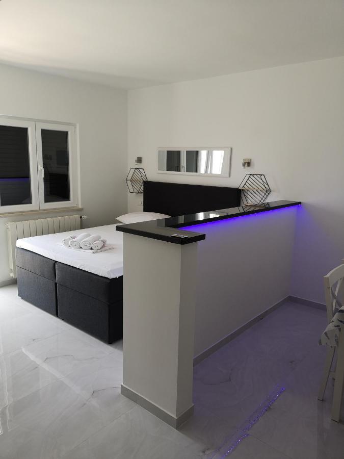 Apartman Royal View 2, Lukic